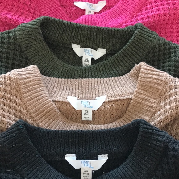 Time and Tru waffle crewneck bundle - Picture 4 of 4